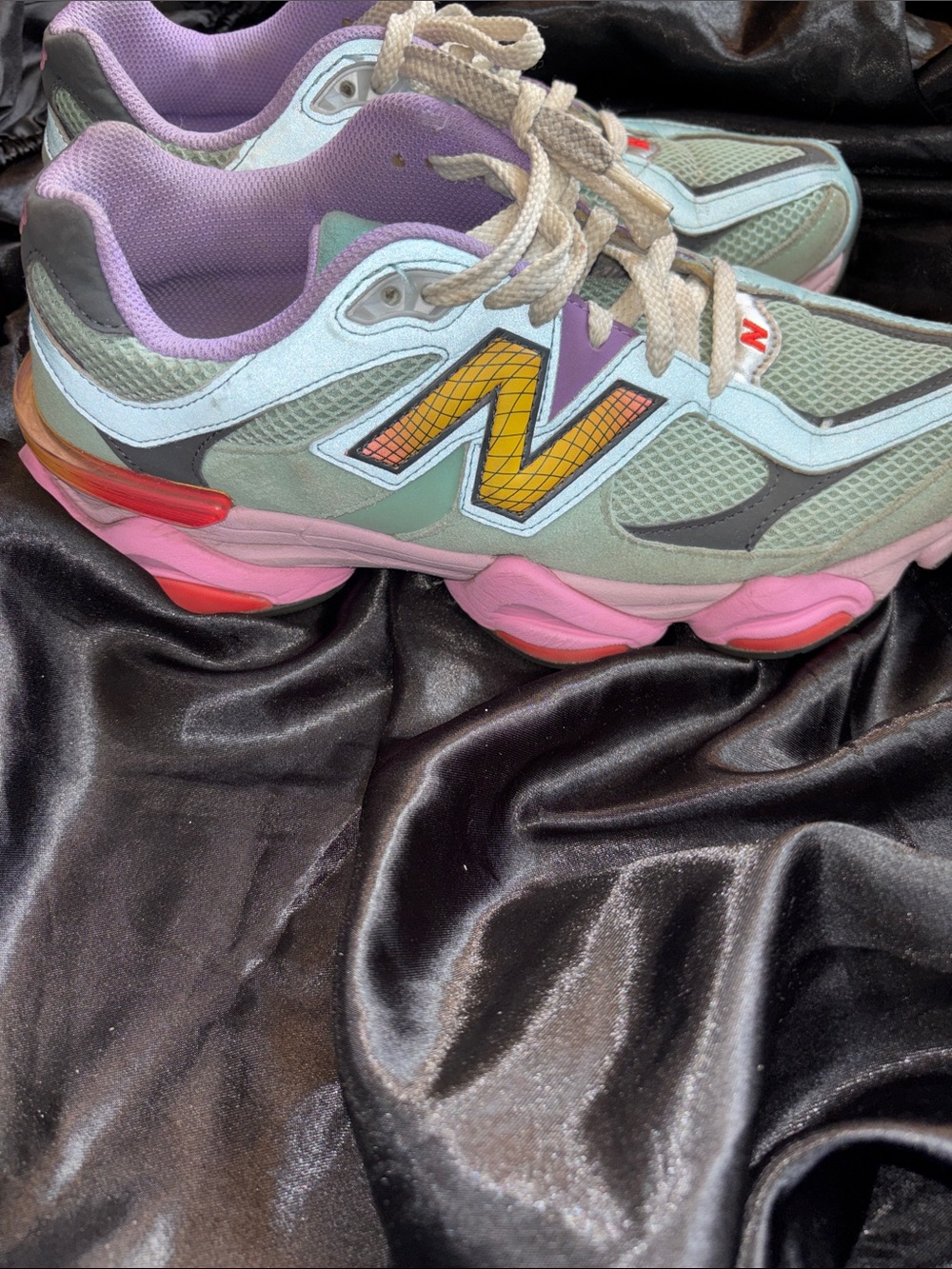 New Balance 9060 US Women Size 10 Multicolor Mesh Lace-Up Sneakers